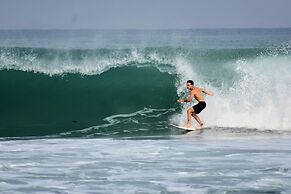Krui Surfing