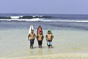 Krui Surfing