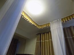 City Entry Hotel