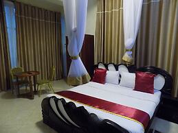 City Entry Hotel