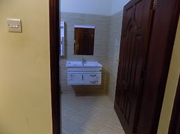 City Entry Hotel