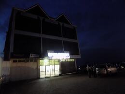 City Entry Hotel