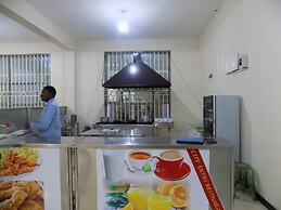 City Entry Hotel