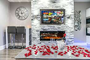 Aphrodite Suites