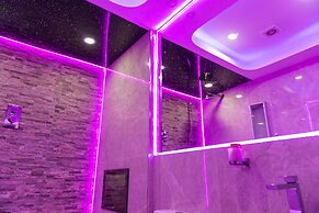 Aphrodite Suites