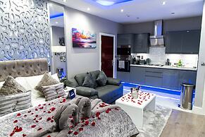 Aphrodite Suites