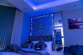Aphrodite Suites