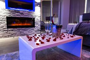 Aphrodite Suites
