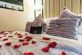 Aphrodite Suites