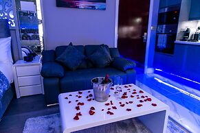 Aphrodite Suites