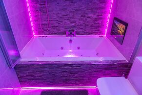 Aphrodite Suites