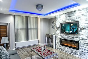 Aphrodite Suites