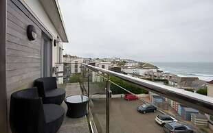 Penthouse B
