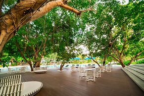Tambuli Seaside Resort and Spa