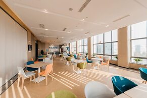 Holiday Inn Express Taizhou CMC by IHG