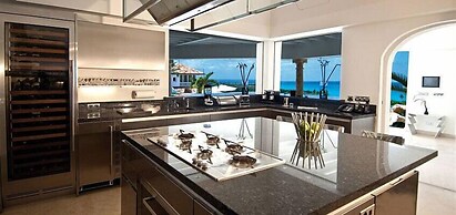 Villa Sandyline
