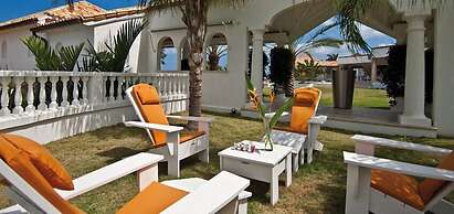 Villa Sandyline