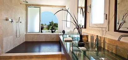Villa Sandyline