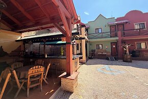 Hotel West Refugio