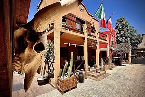 Hotel West Refugio