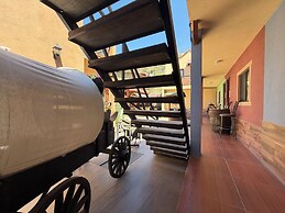 Hotel West Refugio