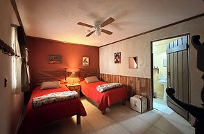 Hotel West Refugio