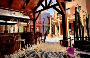 Hotel West Refugio