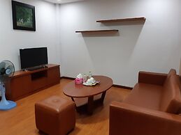 Vuon Hong Hotel & Apartments