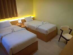 Merlin Hotel