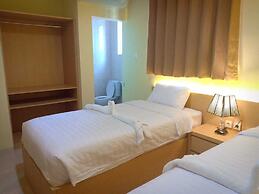 Merlin Hotel