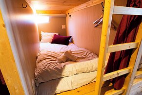 R Hostel Namba South