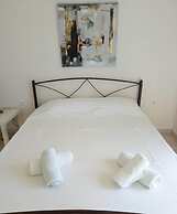 Cozy Apartment  Side View of Acropolis