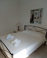 Cozy Apartment  Side View of Acropolis