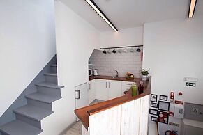 GiG Capsule Hostel