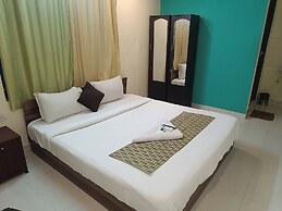 Green Tree Hotel