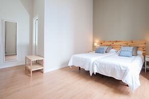 Triana Bella Suites