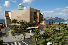 Triana Bella Suites