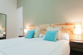 Triana Bella Suites