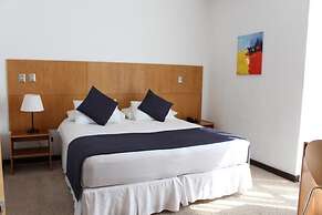 Open Hotel