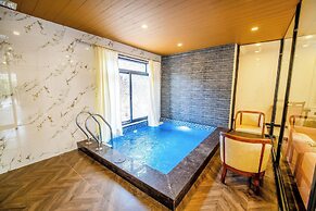 Kavish Holiday Hill Resort