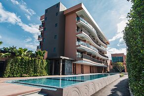 Rachabhura Hotel