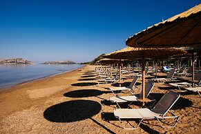 Zoe Seaside Resort