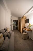 Zoe Seaside Resort