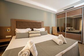 Zoe Seaside Resort