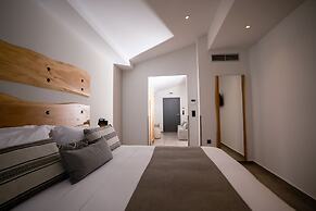 Zoe Seaside Resort