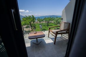 Zoe Seaside Resort