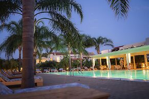Zoe Seaside Resort