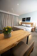 Zoe Seaside Resort