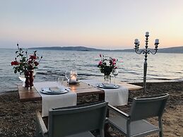 Zoe Seaside Resort