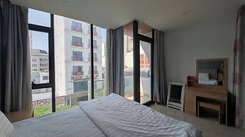 Blue S Hotel & Apartment